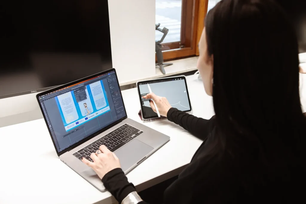 Katharina Rostaš, Head of Graphic Design, dizajnira vizual u iQ uredu