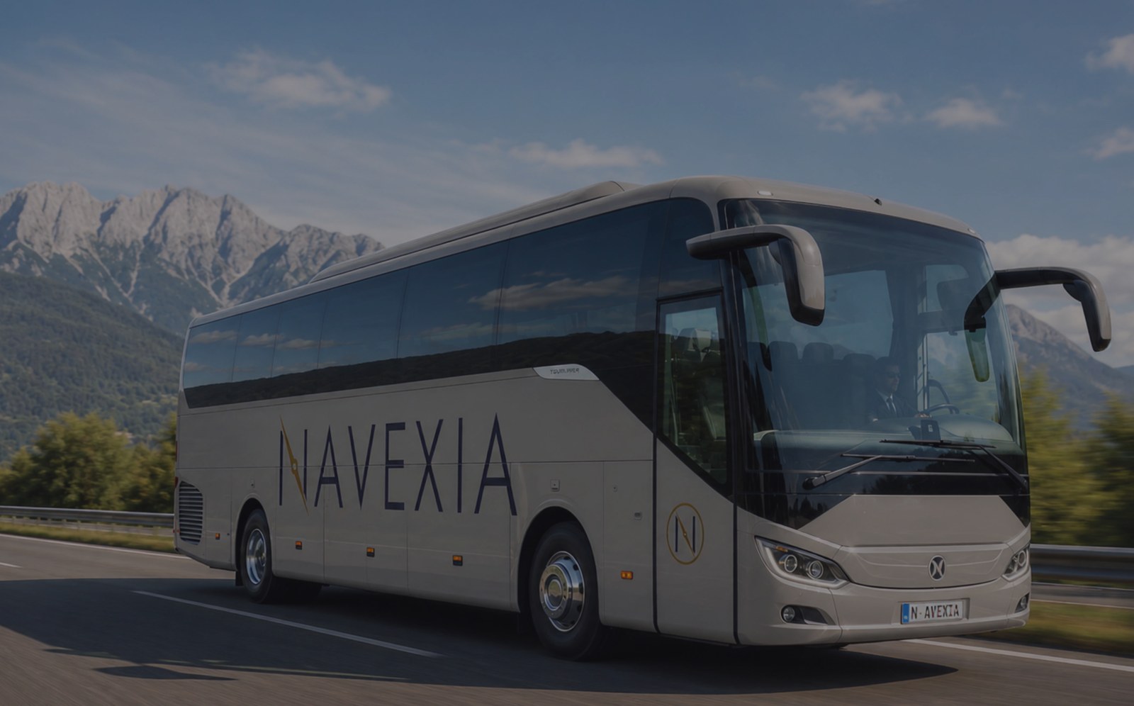 Navexia logotip na boku autobusa
